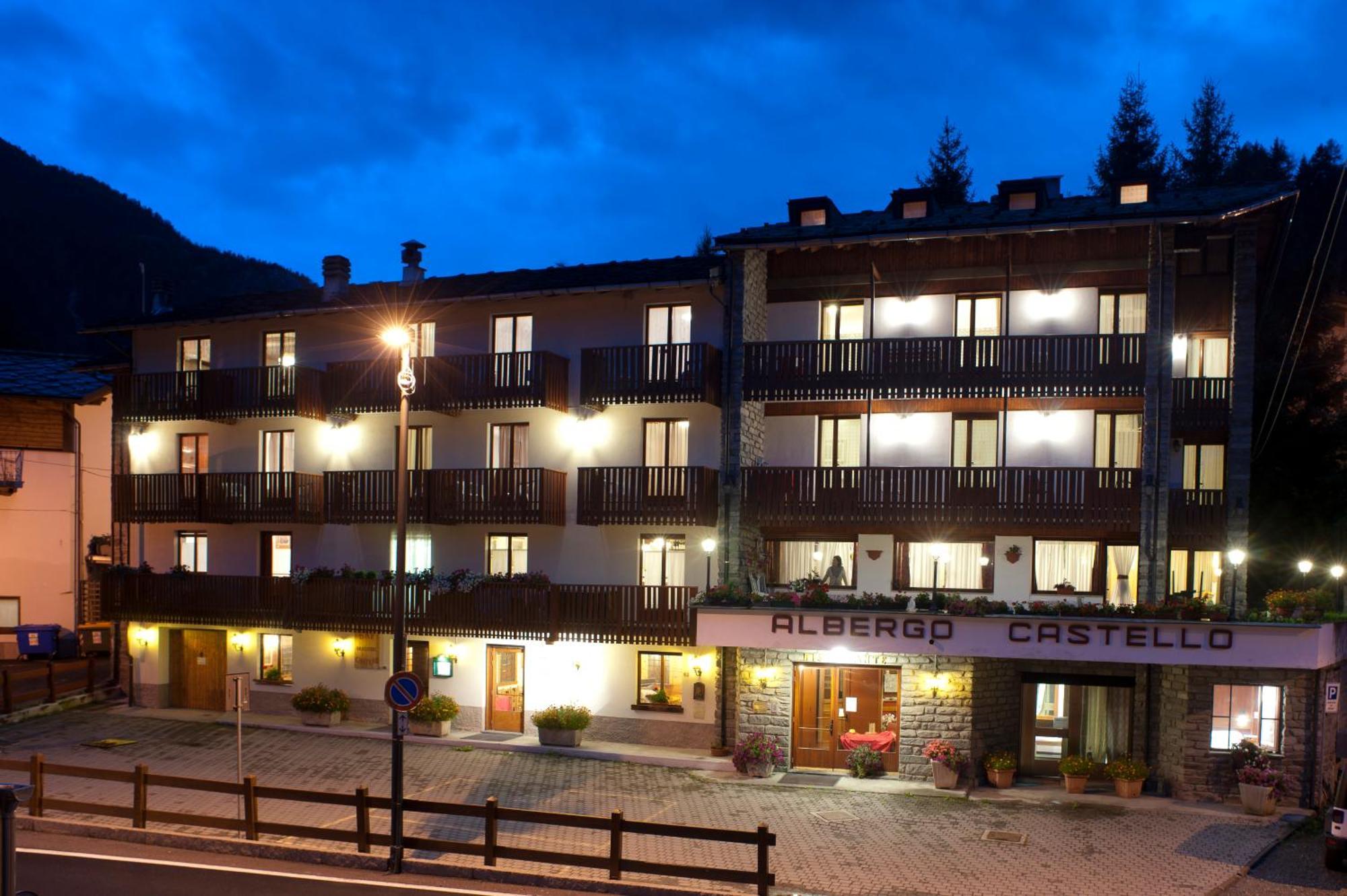 Albergo Castello Da Bonino Champorcher Exterior photo