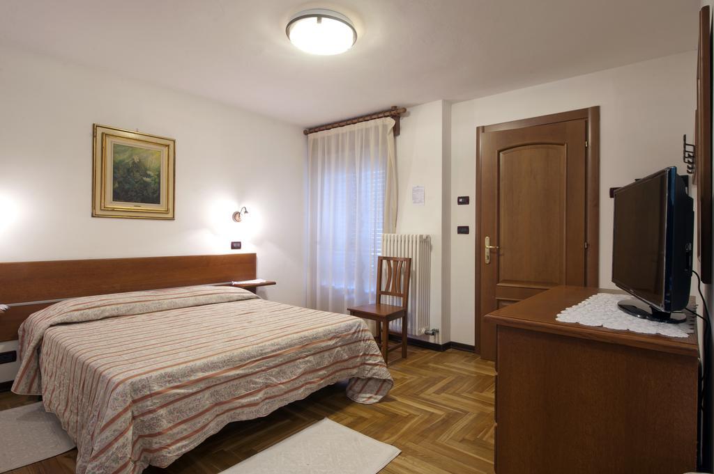 Albergo Castello Da Bonino Champorcher Exterior photo